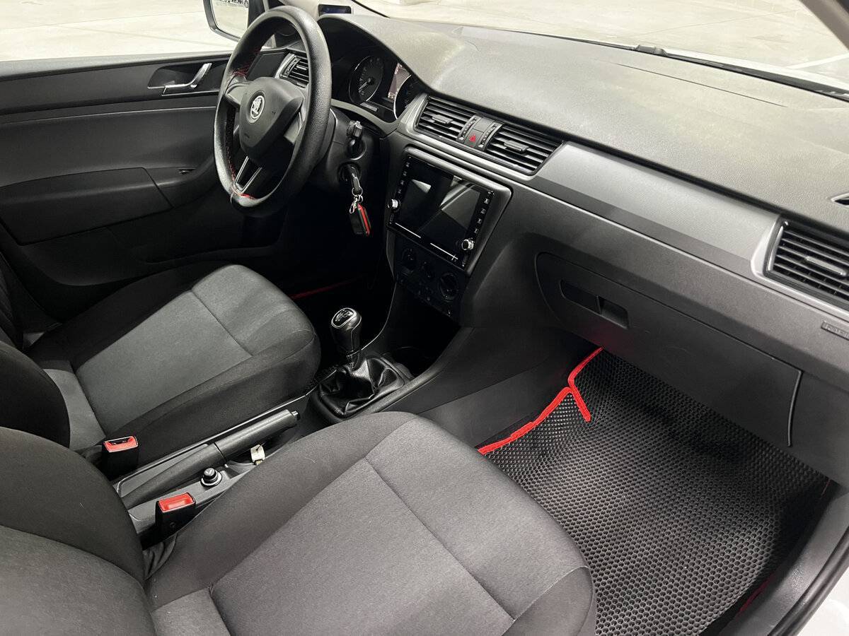 Skoda Rapid 2016 года с пробегом. Фото: #10