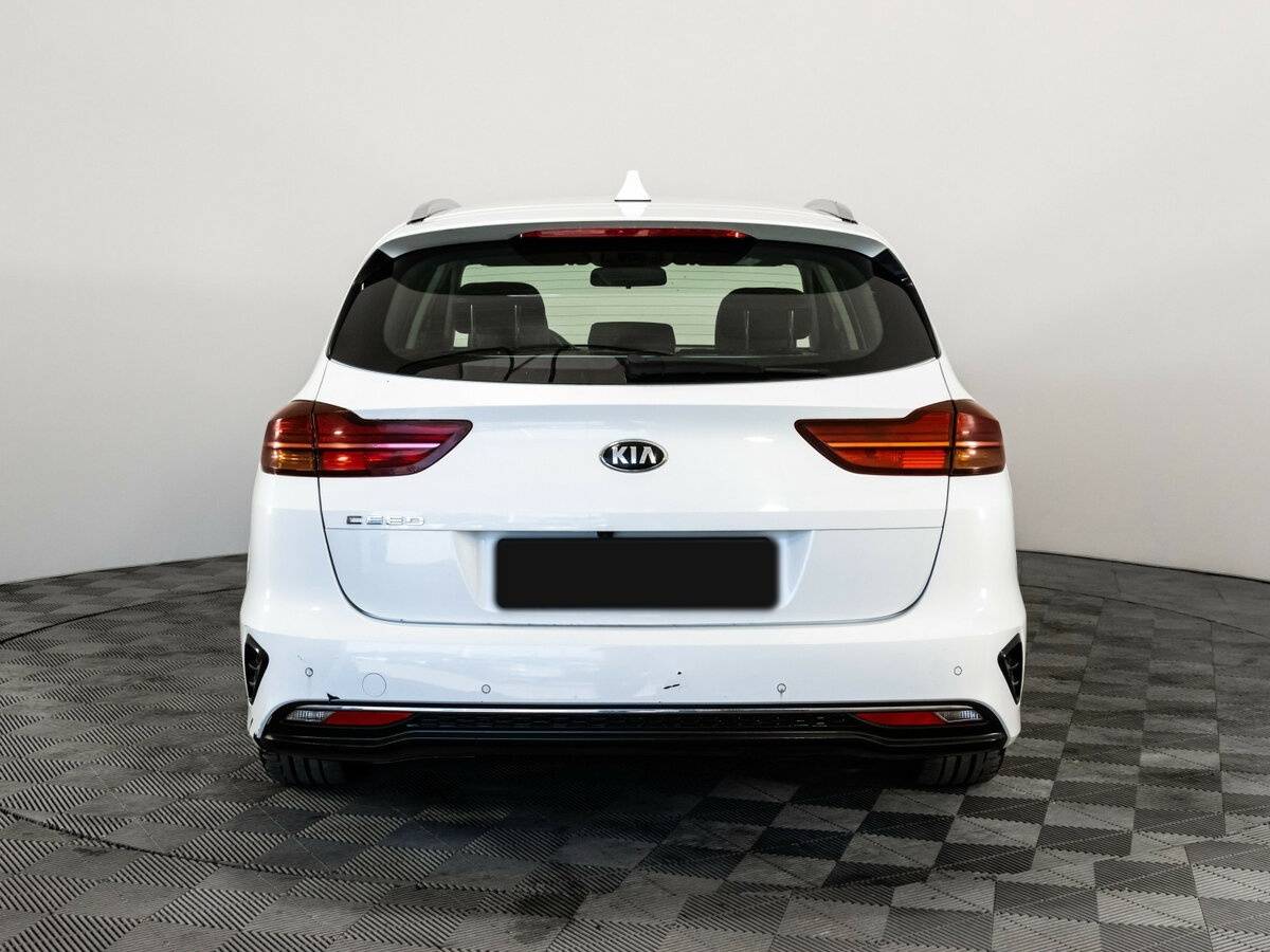 Kia Ceed 2018 года с пробегом. Фото: #4
