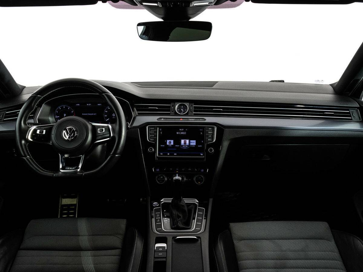 Volkswagen Passat 2016 года с пробегом. Фото: #9