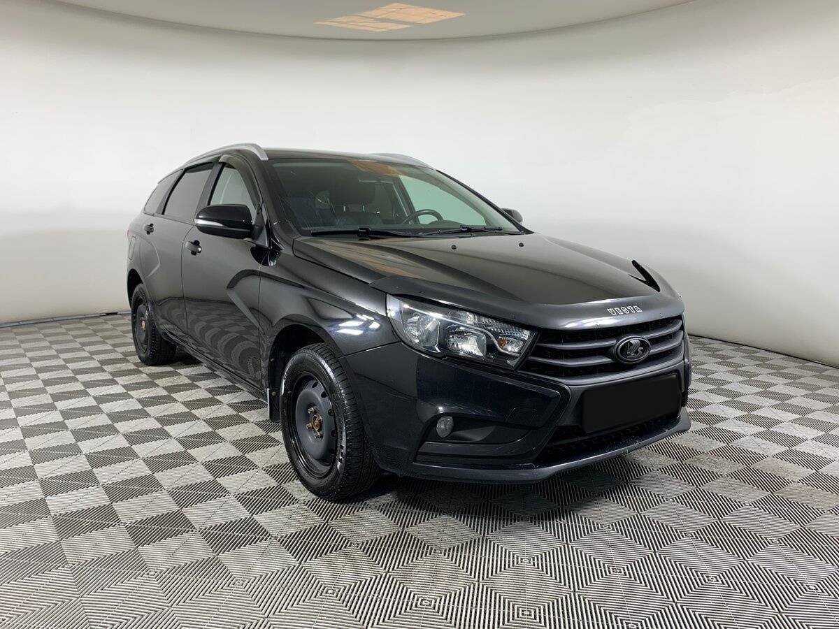 Lada (ВАЗ) Vesta 2021 года с пробегом. Фото: #2