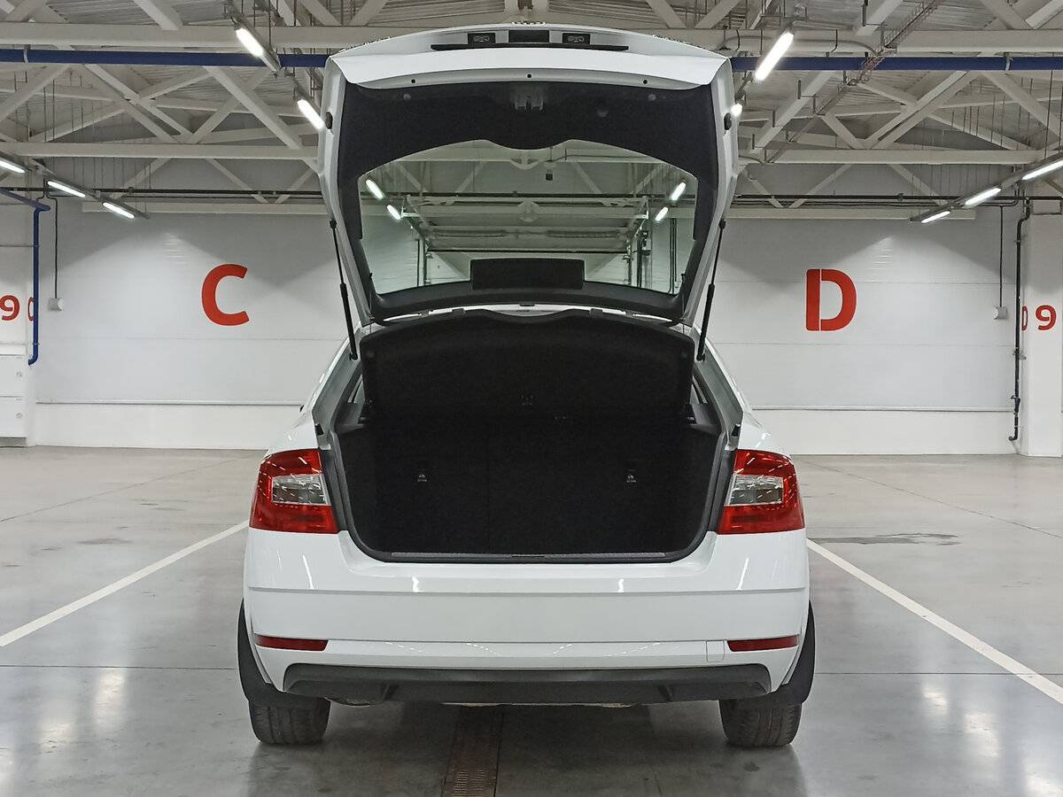 Skoda Octavia 2019 года с пробегом. Фото: #9