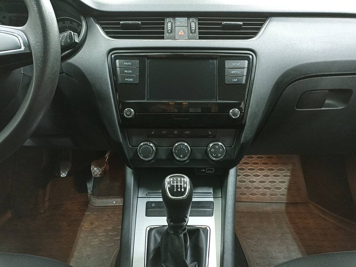 Skoda Octavia 2019 года с пробегом. Фото: #14