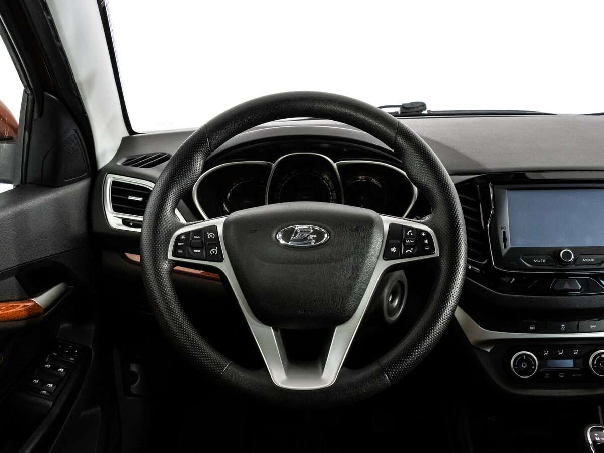 Lada (ВАЗ) Vesta 2019 года с пробегом. Фото: #9