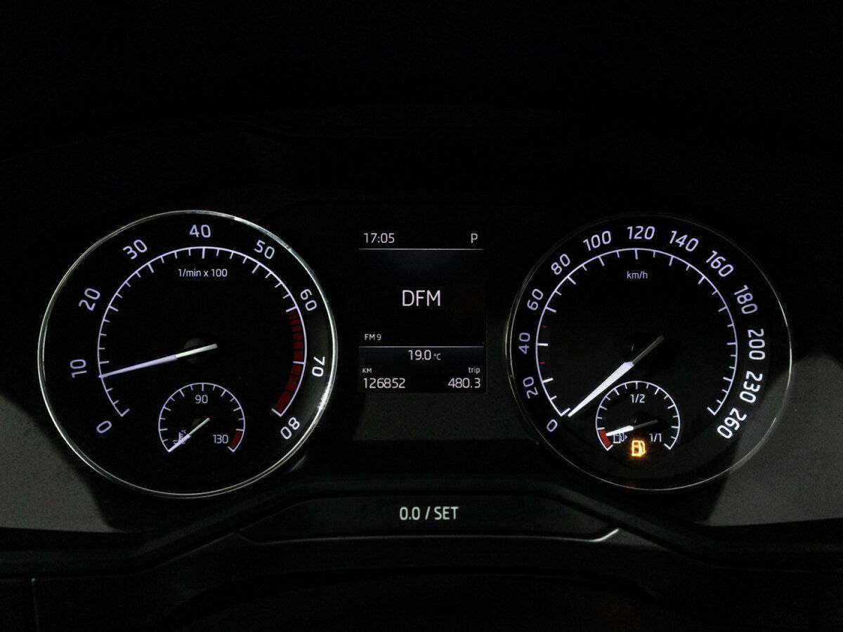 Skoda Superb 2018 года с пробегом. Фото: #11