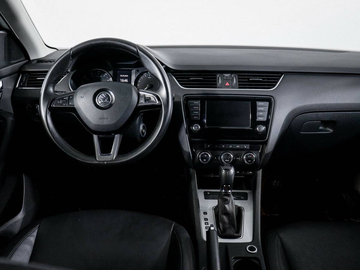Skoda Octavia 2016 года с пробегом. Фото: #11