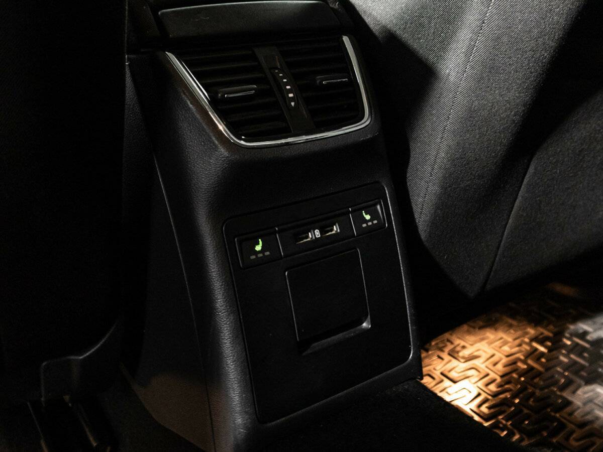 Skoda Octavia 2020 года с пробегом. Фото: #18