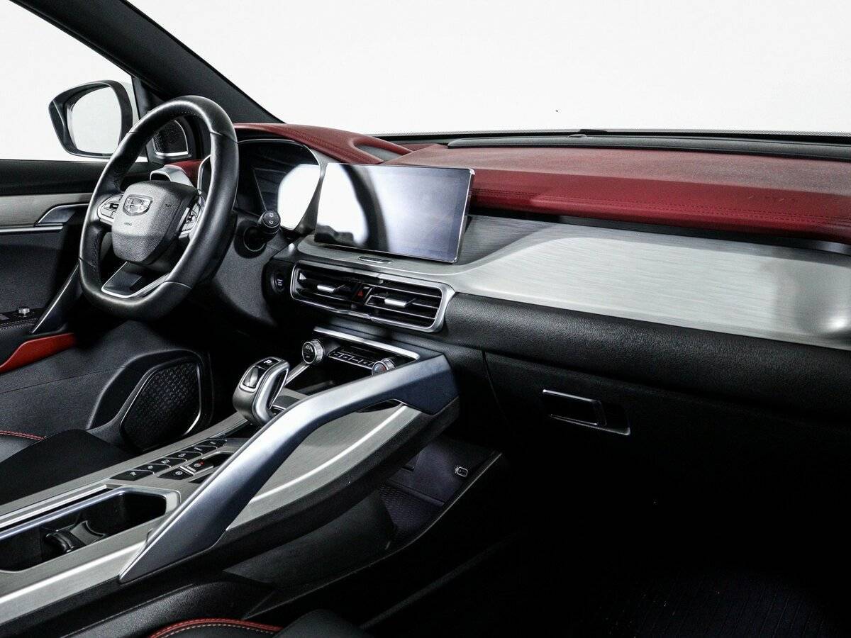 Geely Coolray 2021 года с пробегом. Фото: #8