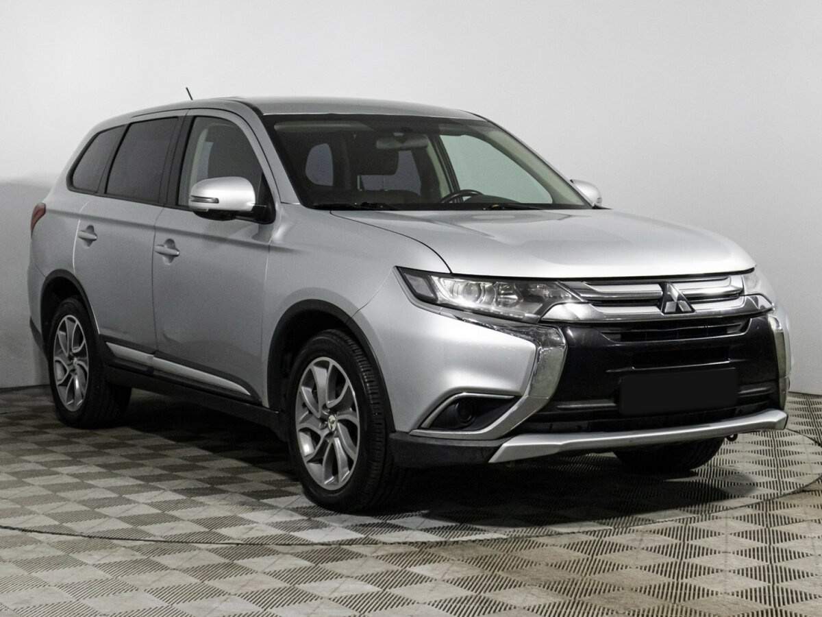 Mitsubishi Outlander 2016 года с пробегом. Фото: #2