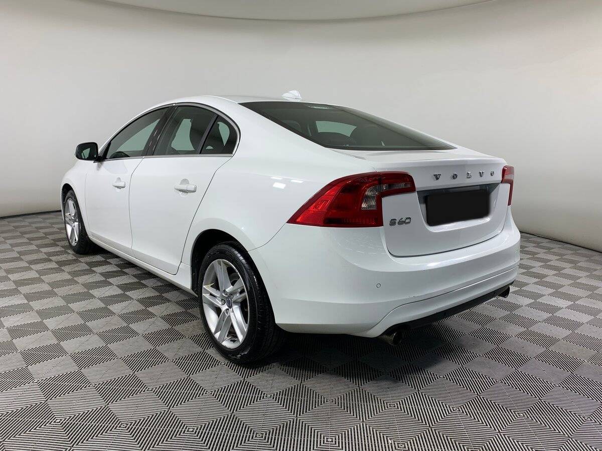 Volvo S60 2014 года с пробегом. Фото: #6