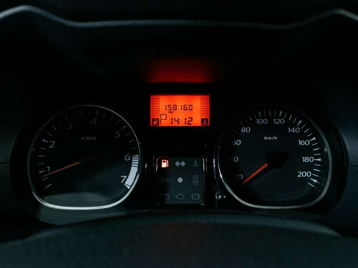 Renault Duster 2013 года с пробегом. Фото: #9