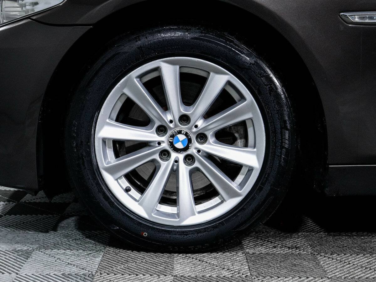 BMW 5 серии 2012 года с пробегом. Фото: #14