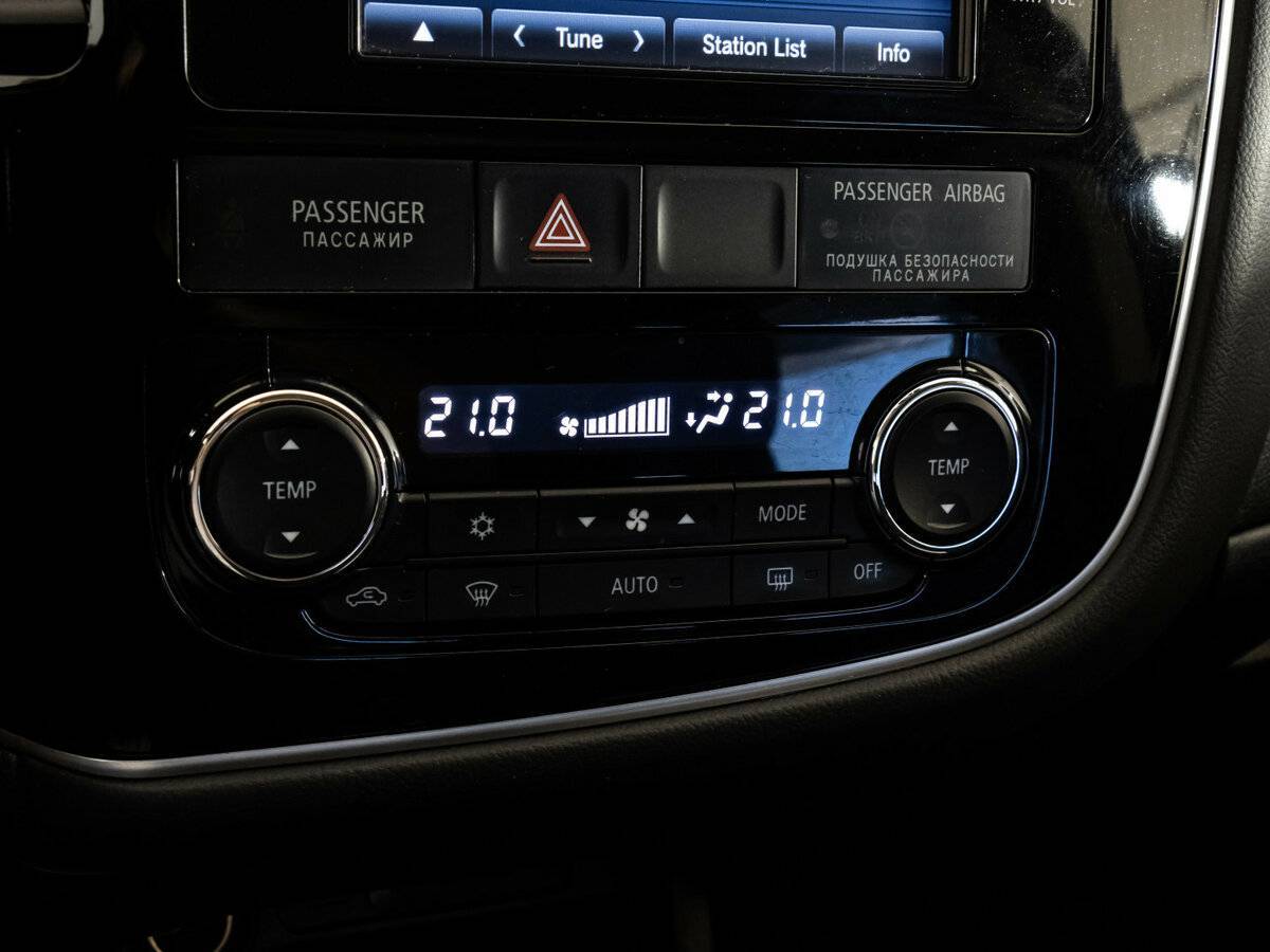 Mitsubishi Outlander 2014 года с пробегом. Фото: #10