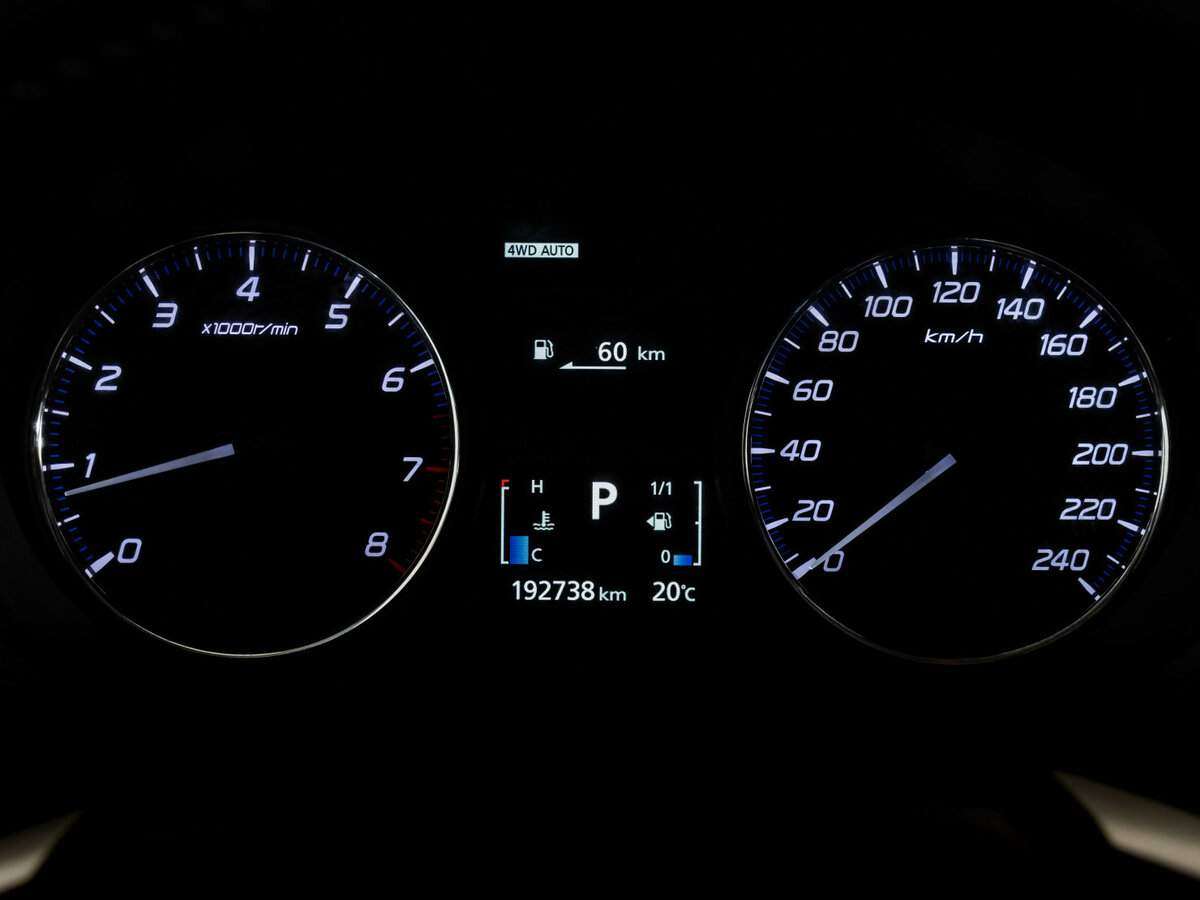 Mitsubishi Outlander 2014 года с пробегом. Фото: #17