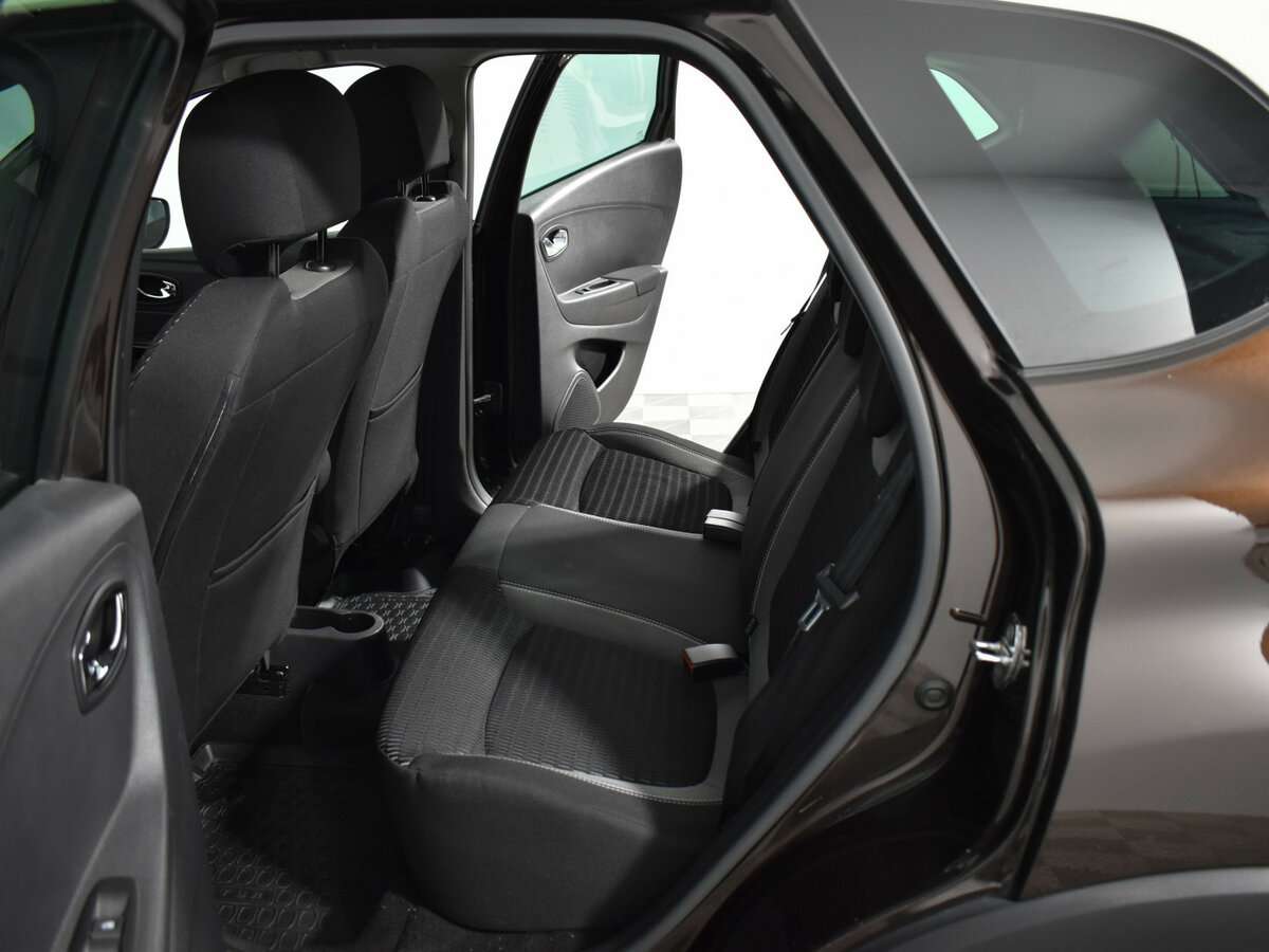 Renault Kaptur 2017 года с пробегом. Фото: #11