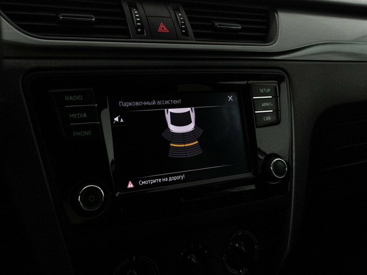 Skoda Rapid 2018 года с пробегом. Фото: #15