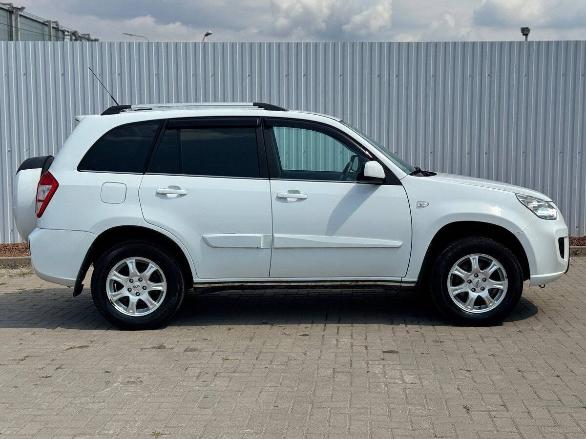 Chery Tiggo (T11) 2013 года с пробегом. Фото: #5