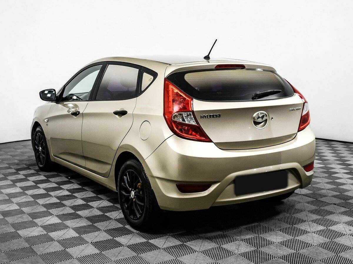Hyundai Solaris 2012 года с пробегом. Фото: #6