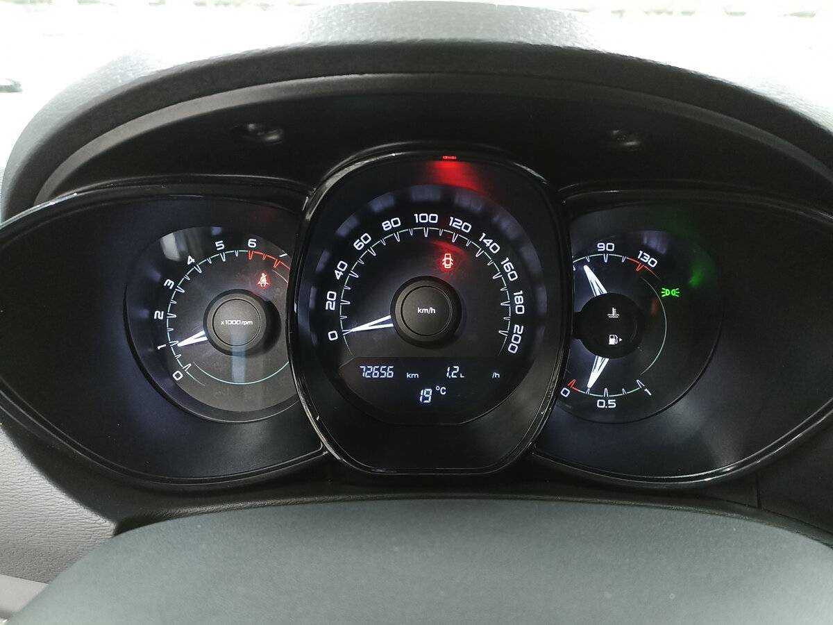 Lada (ВАЗ) Vesta 2016 года с пробегом. Фото: #12