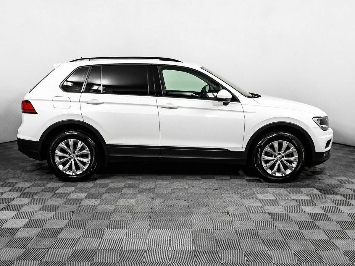 Volkswagen Tiguan 2018 года с пробегом. Фото: #3