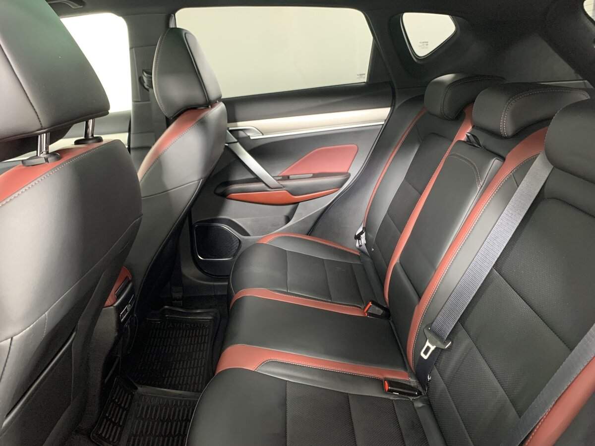 Geely Coolray 2022 года с пробегом. Фото: #18