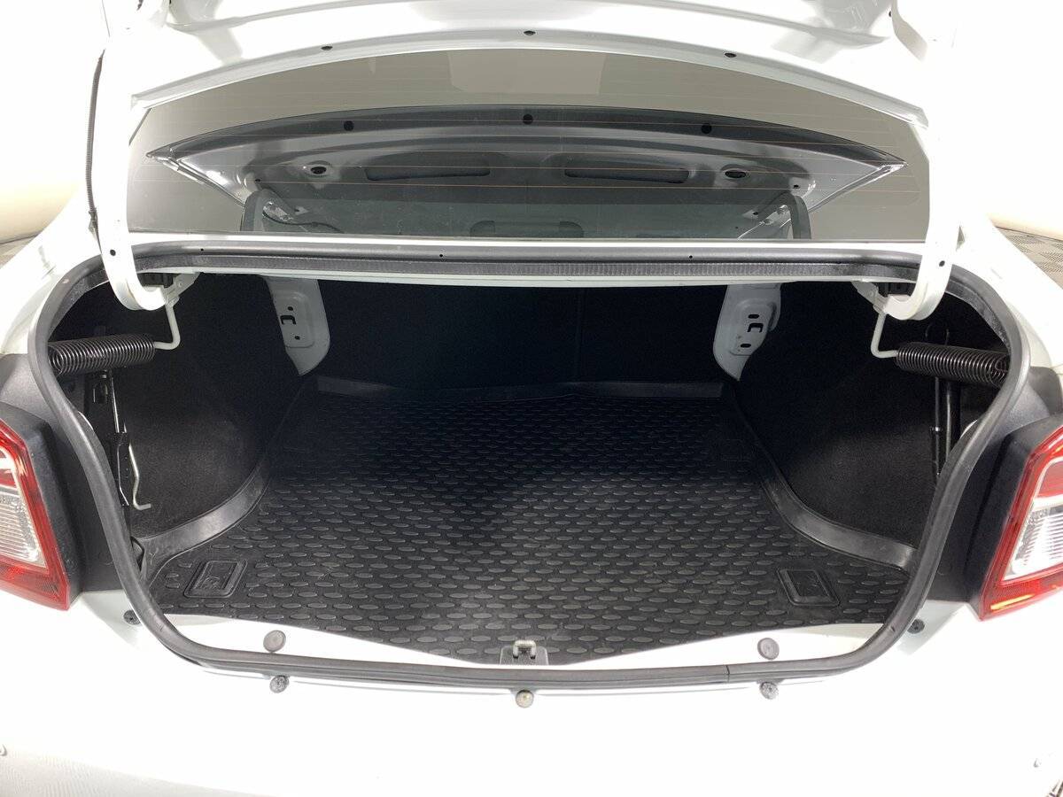 Renault Logan 2017 года с пробегом. Фото: #18