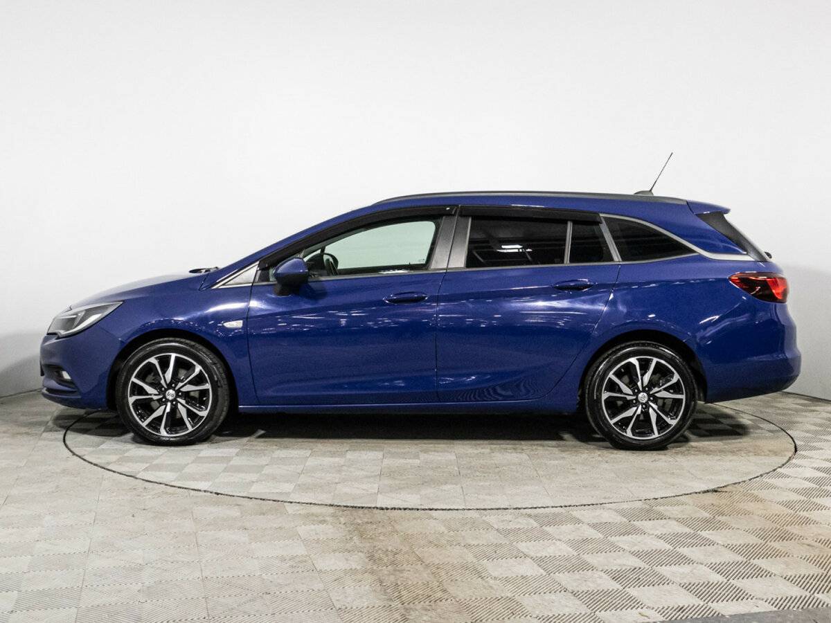 Opel Astra 2019 года с пробегом. Фото: #7