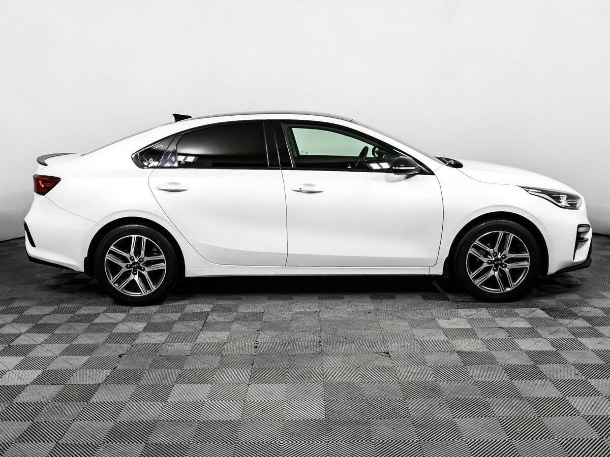 Kia Cerato 2018 года с пробегом. Фото: #3