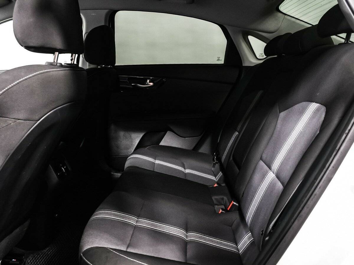 Kia Cerato 2022 года с пробегом. Фото: #12