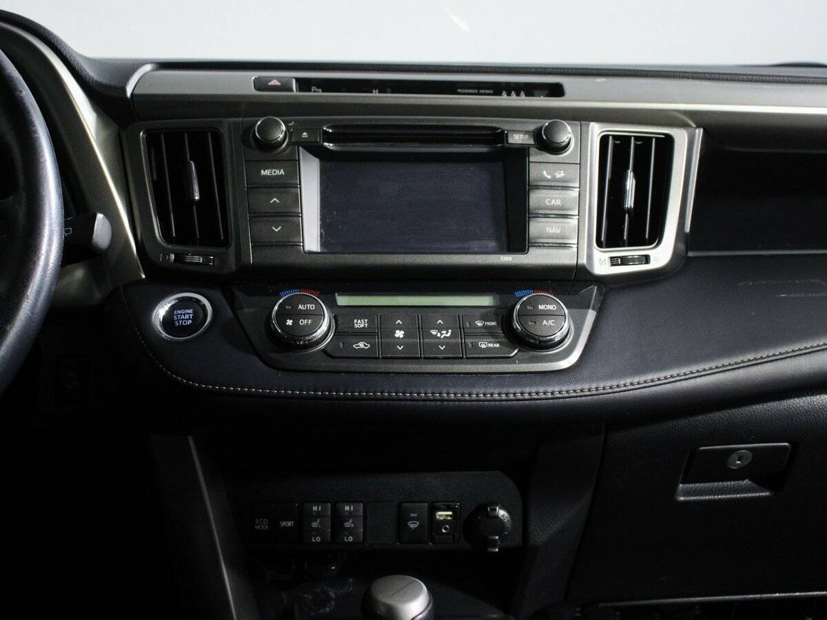 Toyota RAV4 2013 года с пробегом. Фото: #12