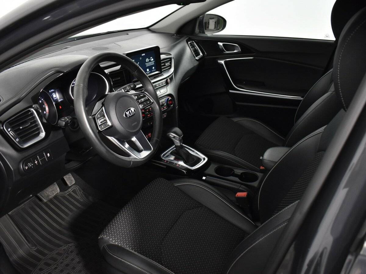 Kia Ceed 2019 года с пробегом. Фото: #8