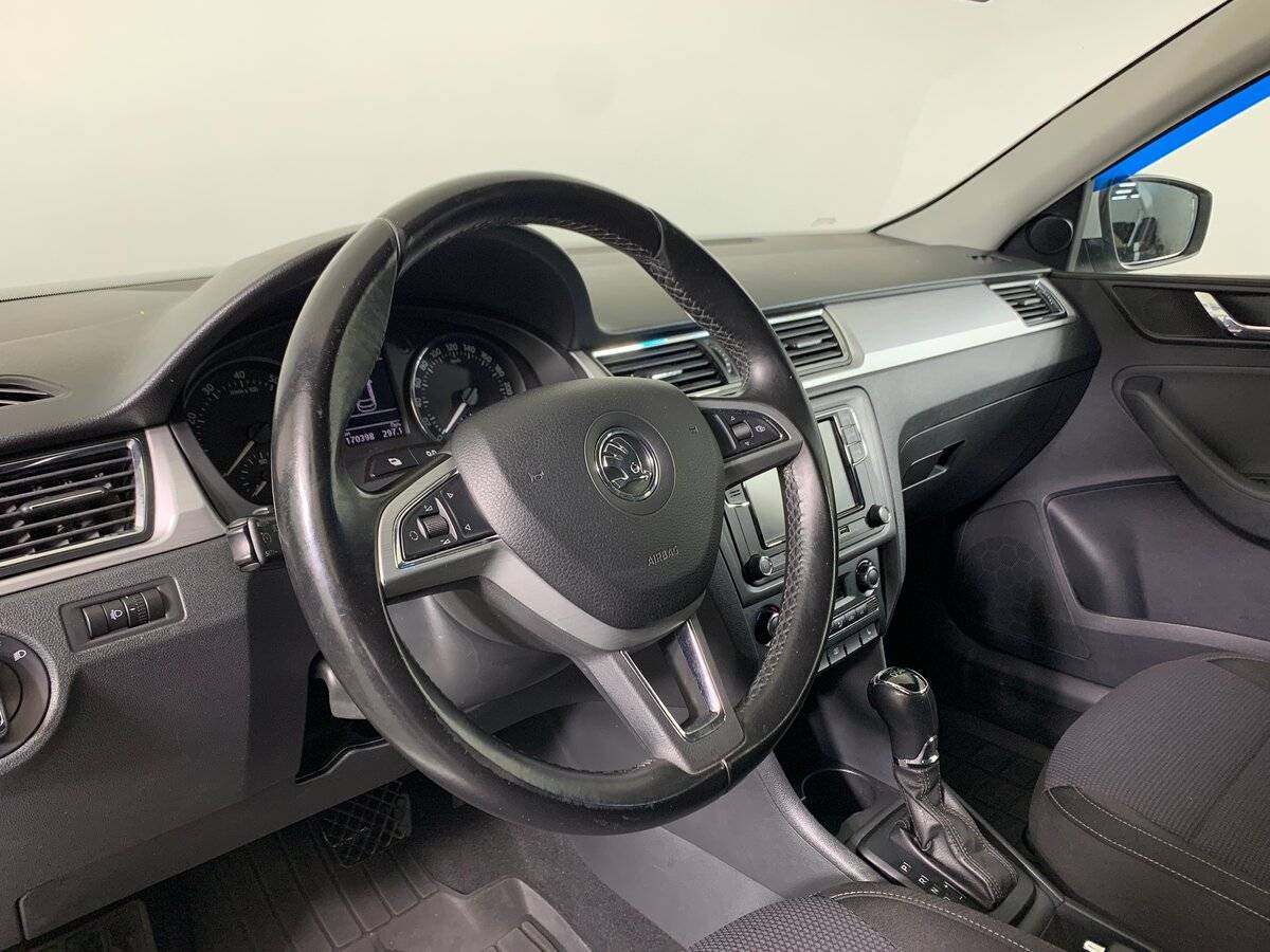 Skoda Rapid 2015 года с пробегом. Фото: #10