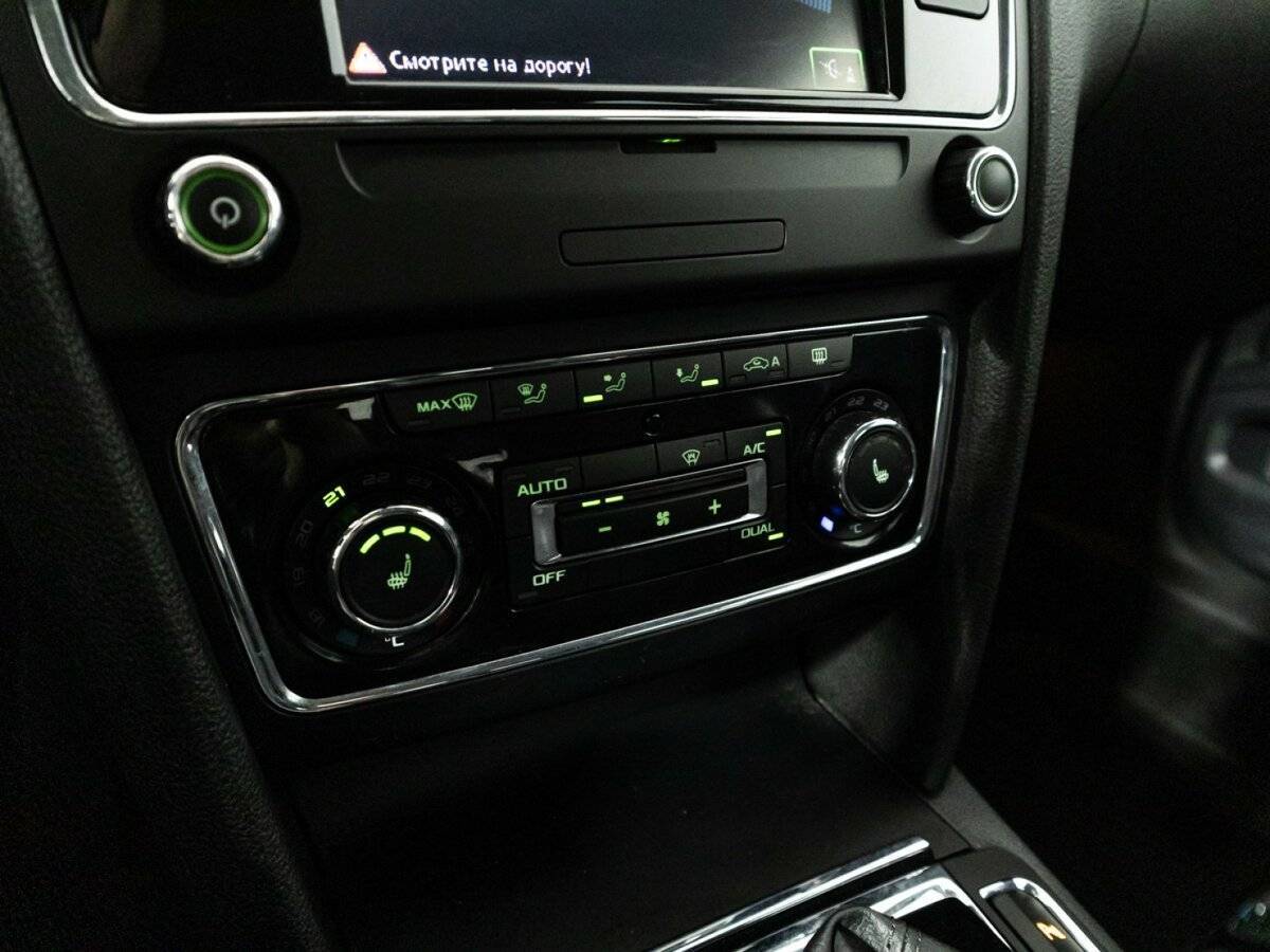 Skoda Superb 2013 года с пробегом. Фото: #18