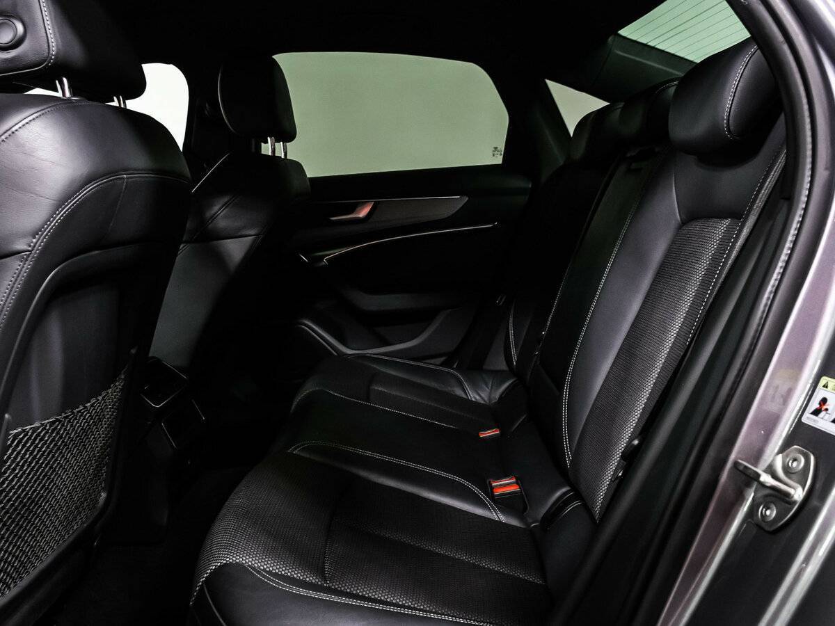 Audi A6 2018 года с пробегом. Фото: #11