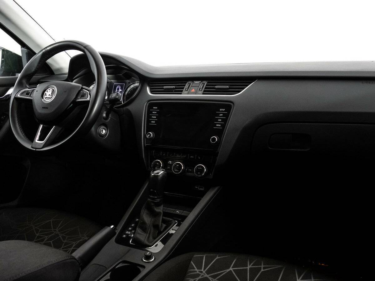 Skoda Octavia 2020 года с пробегом. Фото: #6
