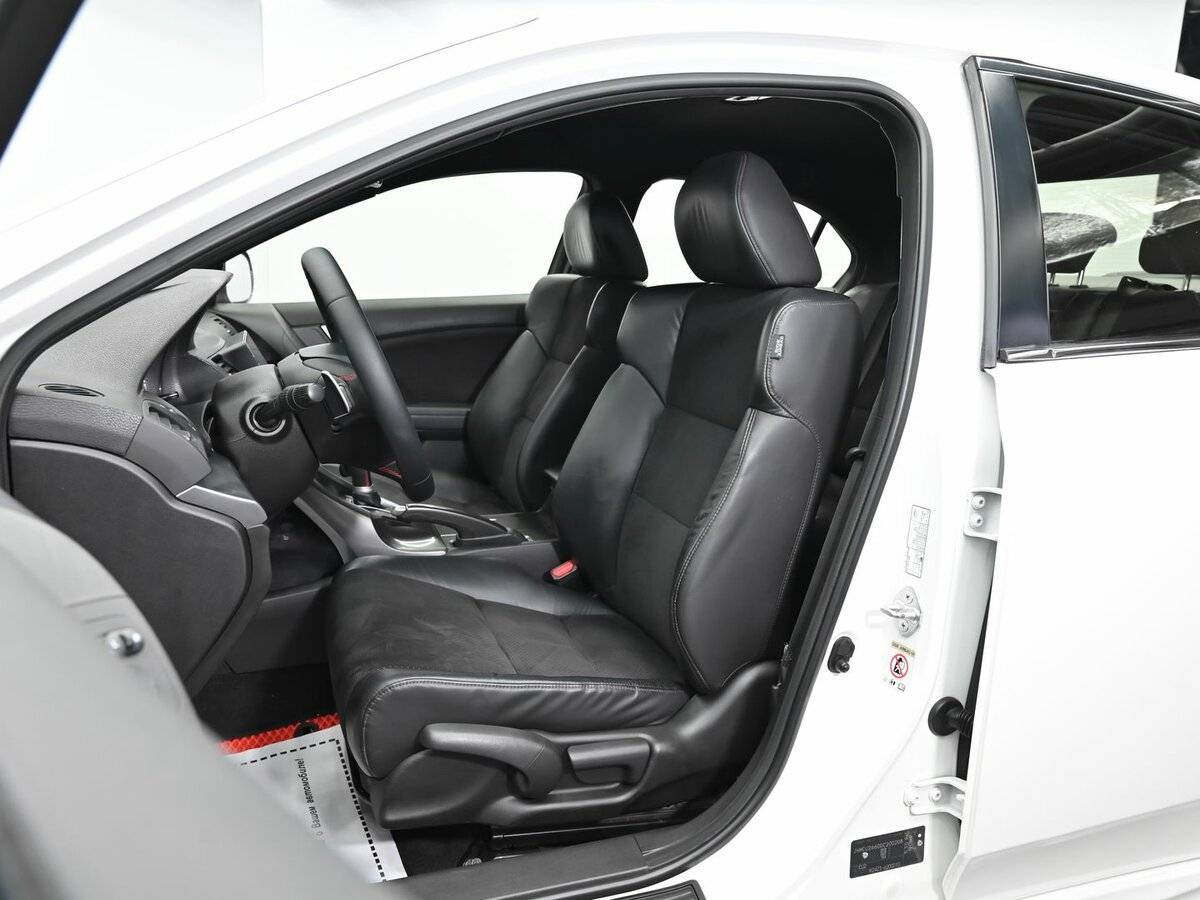 Honda Accord 2012 года с пробегом. Фото: #5