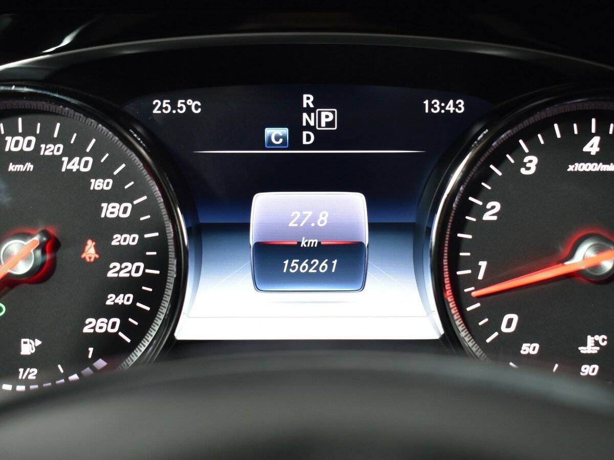 Mercedes-Benz E-Класс 2016 года с пробегом. Фото: #12