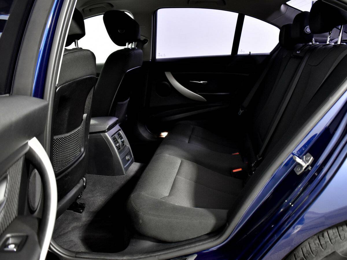 BMW 3 серии 2015 года с пробегом. Фото: #11