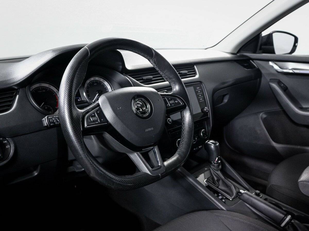 Skoda Octavia 2017 года с пробегом. Фото: #10