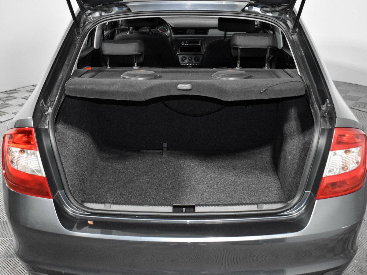 Skoda Rapid 2014 года с пробегом. Фото: #17