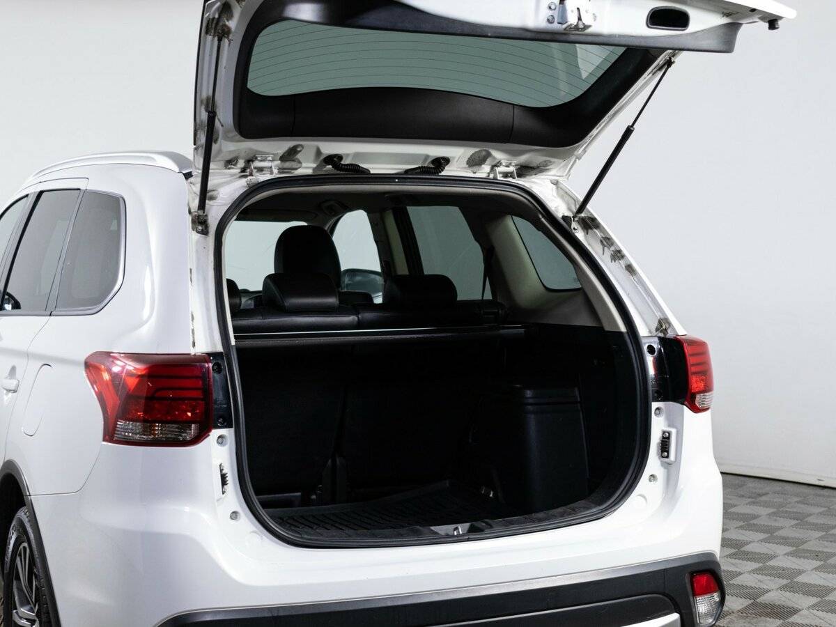 Mitsubishi Outlander 2016 года с пробегом. Фото: #8