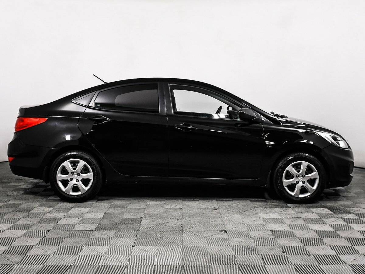 Hyundai Solaris 2012 года с пробегом. Фото: #3