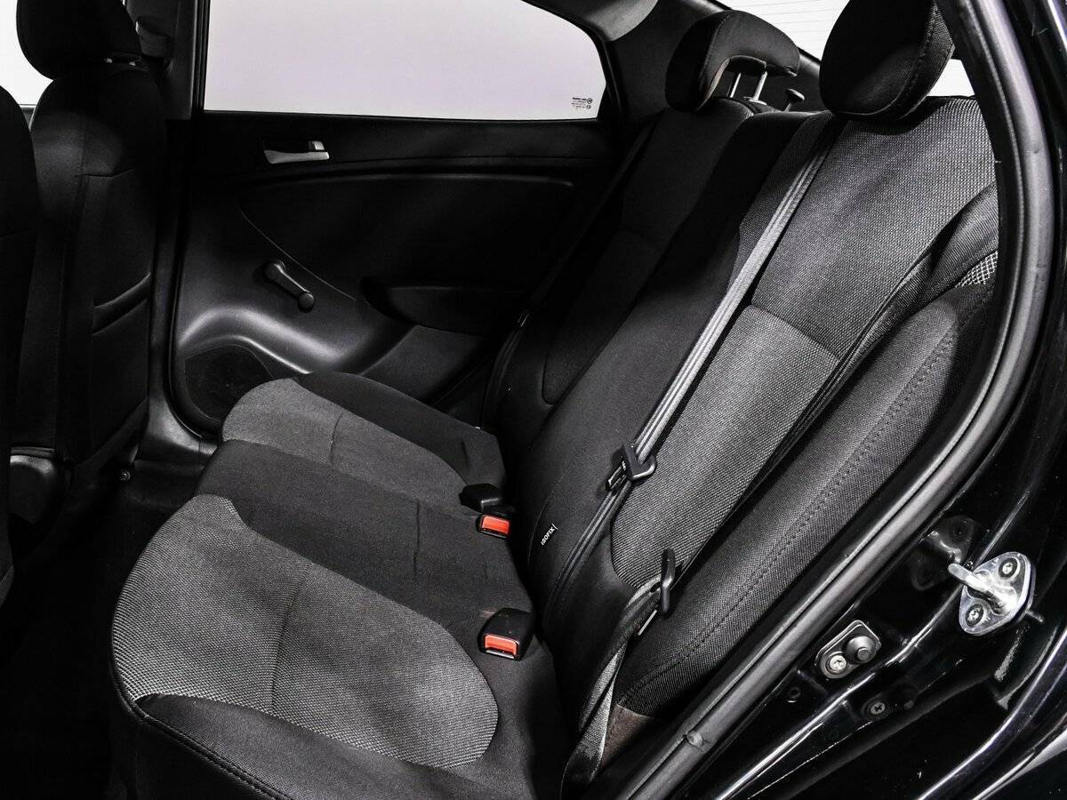 Hyundai Solaris 2012 года с пробегом. Фото: #12