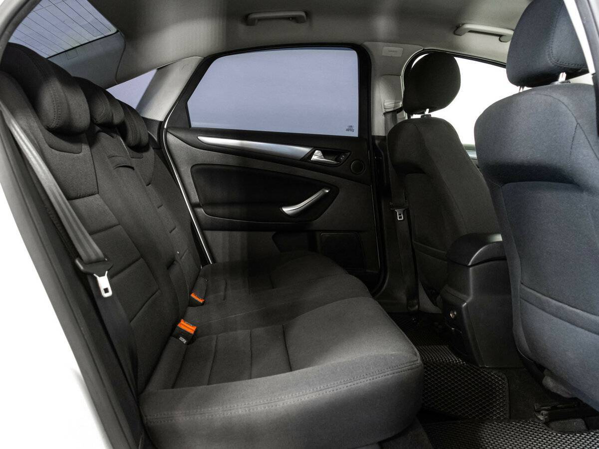 Ford Mondeo 2012 года с пробегом. Фото: #15