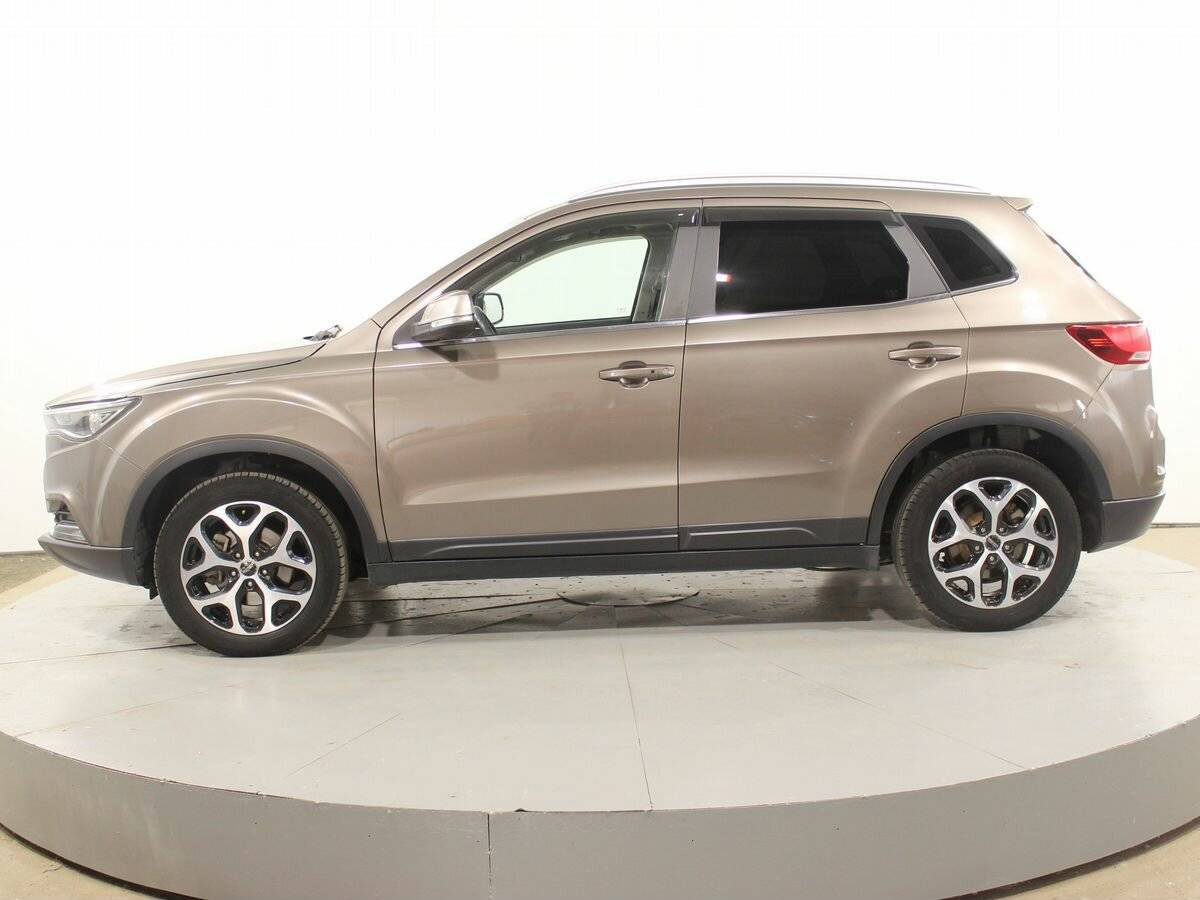 FAW Besturn X40 2019 года с пробегом. Фото: #1