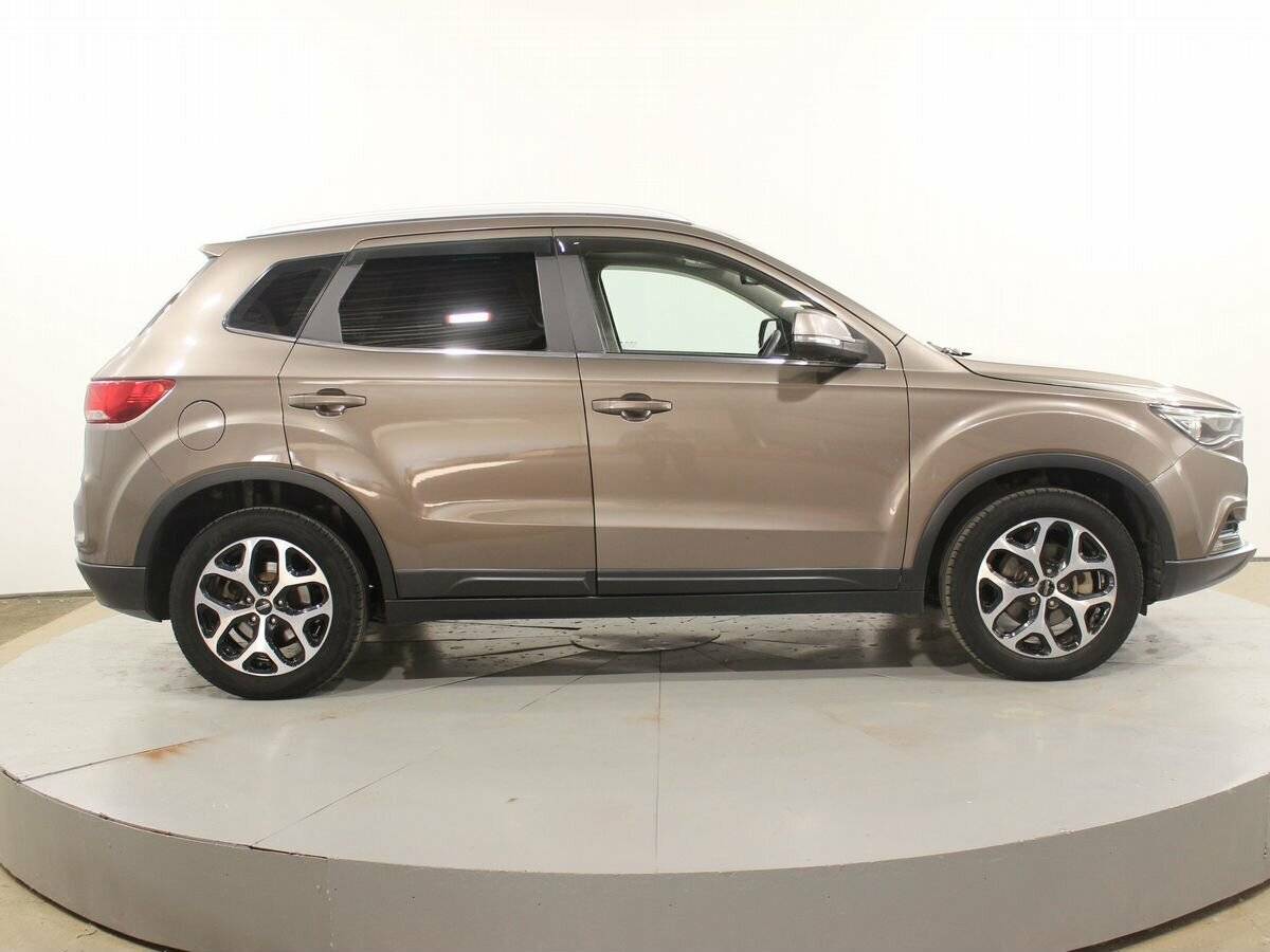 FAW Besturn X40 2019 года с пробегом. Фото: #5