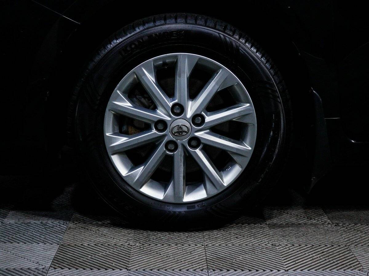 Toyota Camry 2015 года с пробегом. Фото: #11