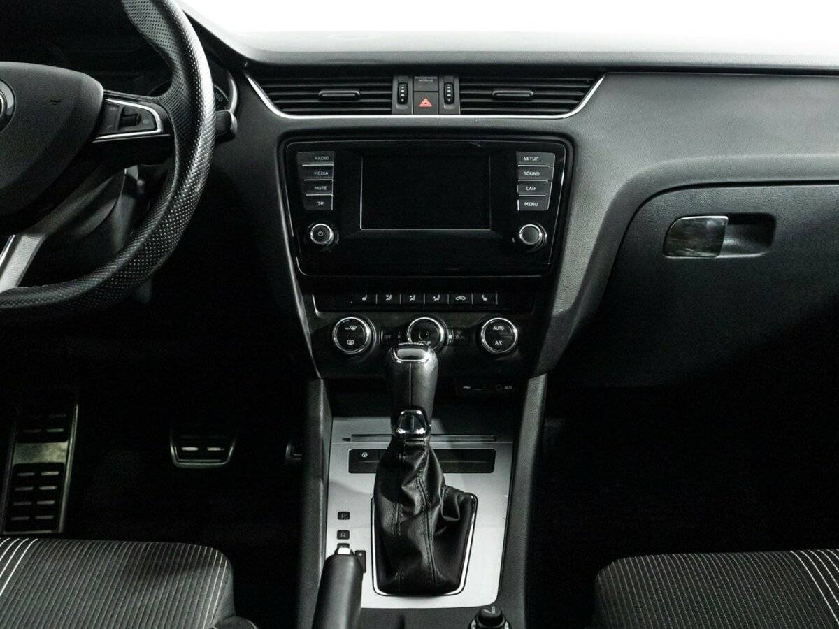 Skoda Octavia 2013 года с пробегом. Фото: #13