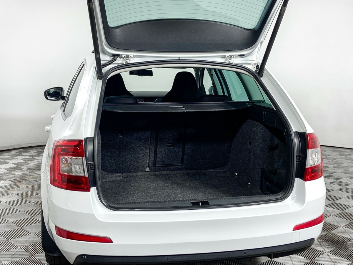 Skoda Octavia 2015 года с пробегом. Фото: #6