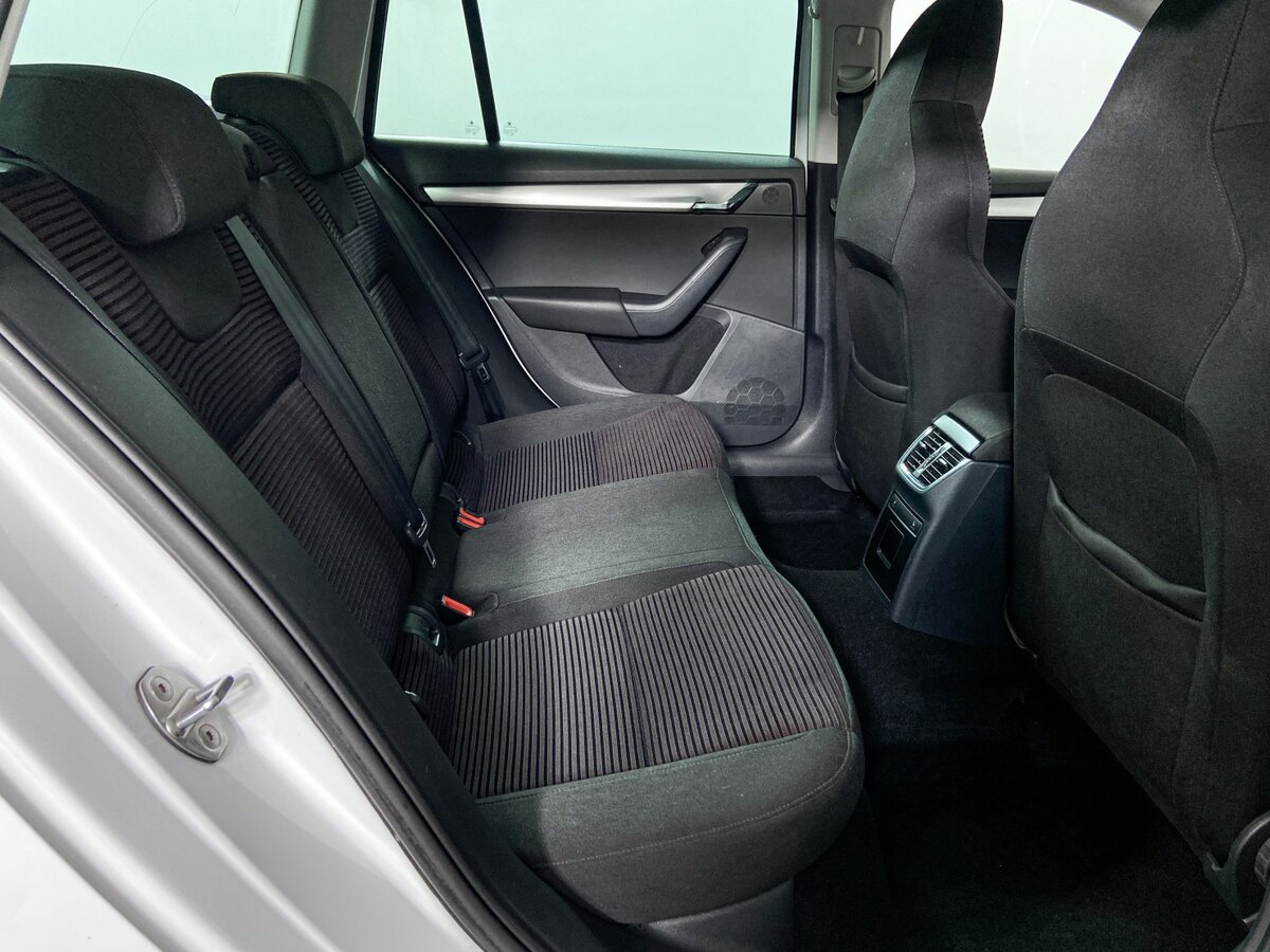 Skoda Octavia 2015 года с пробегом. Фото: #10