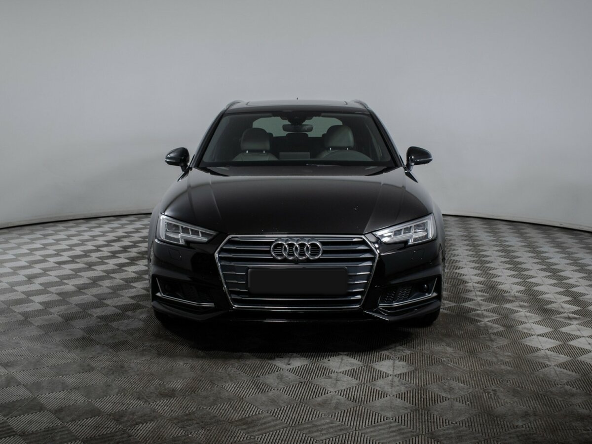 Audi A4 2019 года с пробегом. Фото: #1